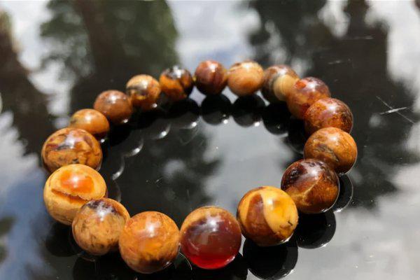 最不值钱的缅甸琥珀