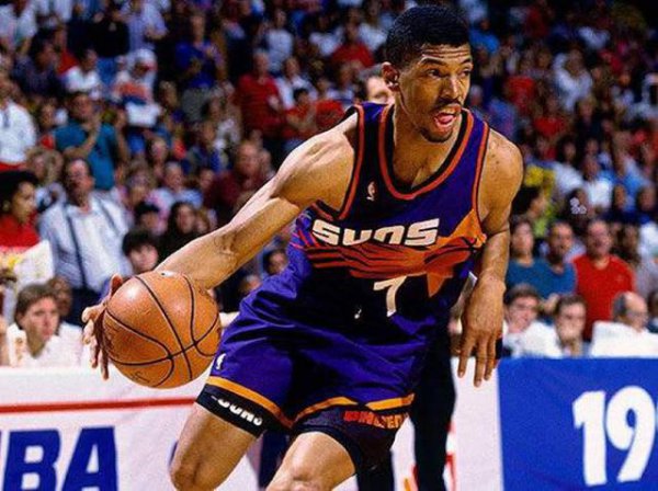 著名的7号篮球明星