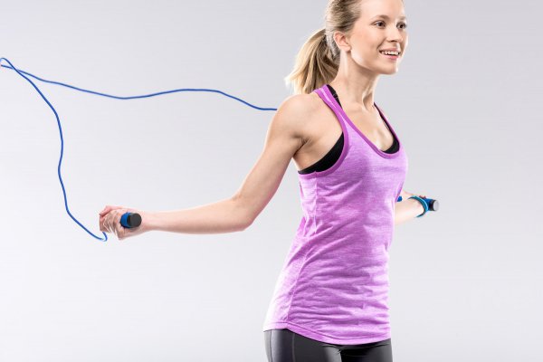 跳绳20分钟相当于跑步多少分钟