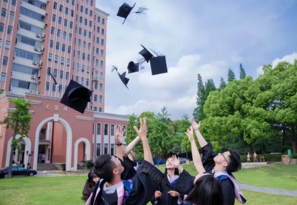 本科一批a段和b段区别