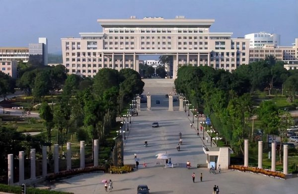 本科一批a段和b段区别