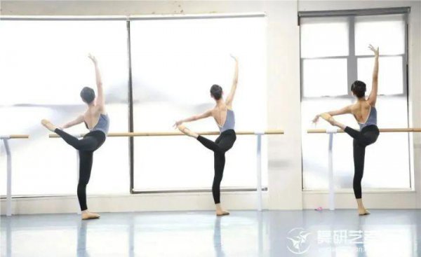 北舞艺考女生要求