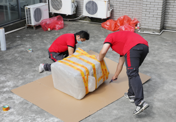 搬新家进门时应该带什么东西进门