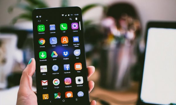 智能手机是哪一年出的