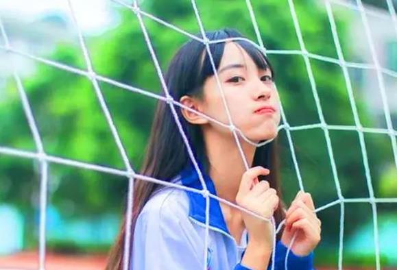 男同桌暗恋你的细节