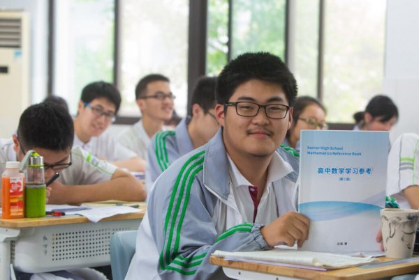 高考物化生与物化地谁更有优势