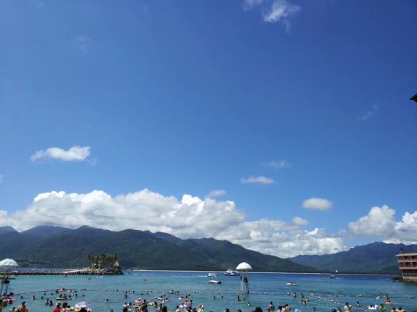 中国黎族主要分布在哪个省