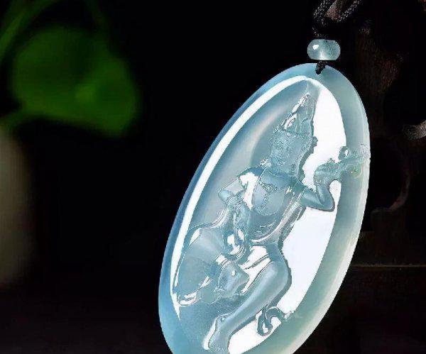 冰种蓝水翡翠属于什么档次的