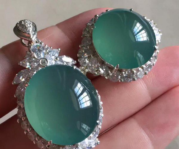 冰种蓝水翡翠属于什么档次的