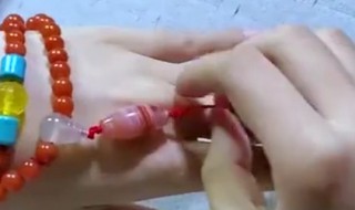 佩戴南红有什么好处 佩戴南红益处介绍