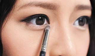 新手小白如何挑选眼影 新手小白怎么挑选眼影