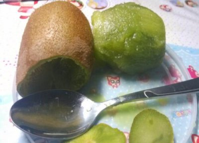 猕猴桃怎么剥 猕猴桃皮怎么剥皮方便