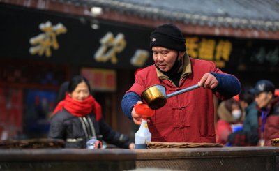 生抽跟老抽有什么不一样的吗 生抽跟老抽跟酱油的区别