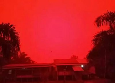 舟山出现血红天空异象原因找到了 时隔三天天空再次变血红