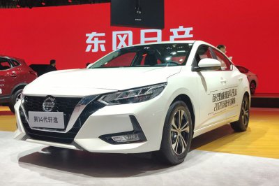 卡罗拉和轩逸哪个性价比更高 轩逸和卡罗拉哪个更值得入手