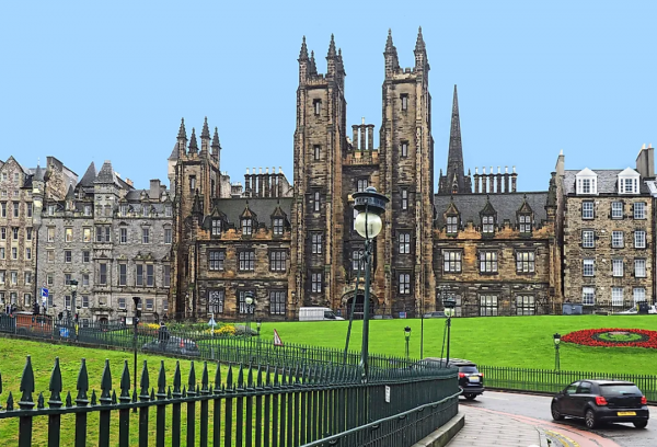 英国大学排名前十的大学