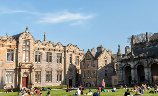 英国大学排名前十的大学