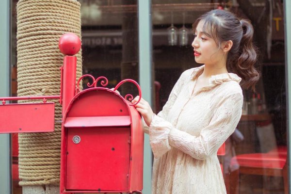 女同事暗恋你最准的表现