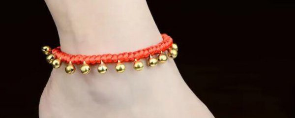 男人脚上戴什么可转运