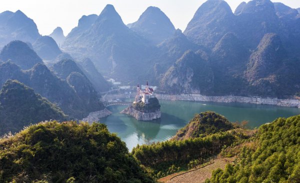 夏季平均气温最低的地方