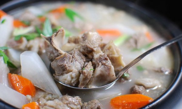 炖羊肉不能少的四种调料