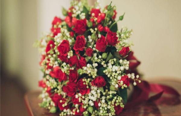 狮子男爱你的7个阶段