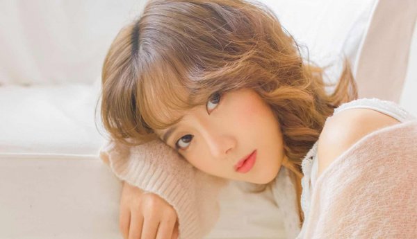 怎样看出两个同事暧昧