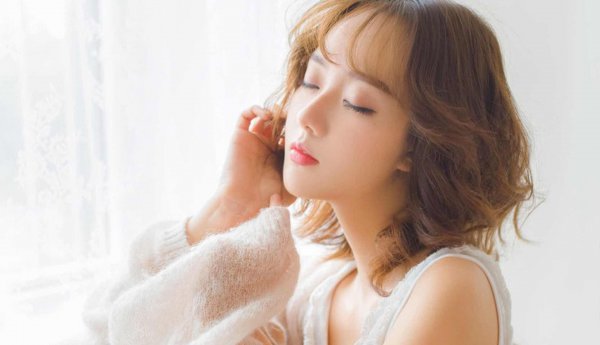 怎样看出两个同事暧昧