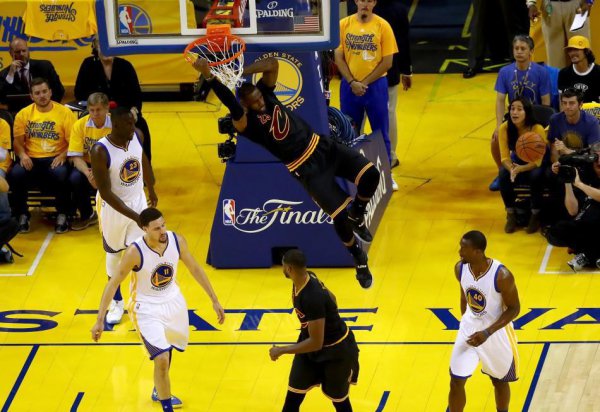 nba历史上0比3翻盘的球队