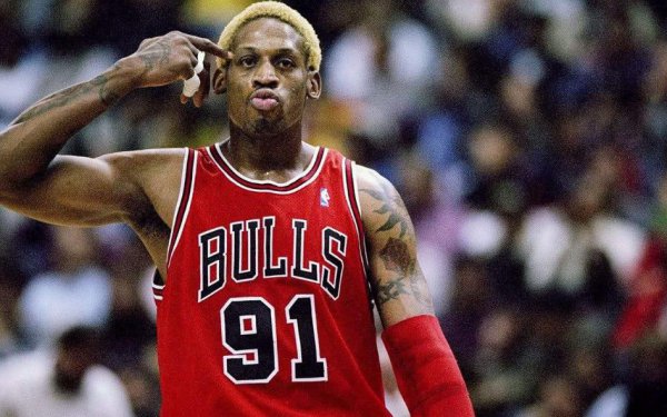 罗德曼为什么只服乔丹