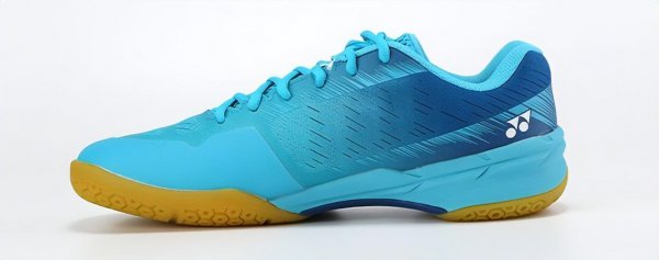 户外打羽毛球穿什么鞋