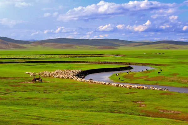 内蒙古旅游几月份为最佳时间