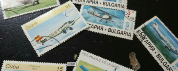 花纸头和邮票的区别