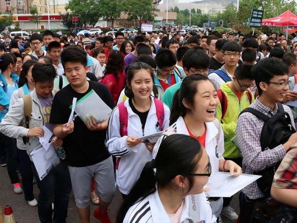 现在还有三本吗