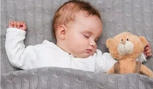 千万不要让小孩和奶奶睡