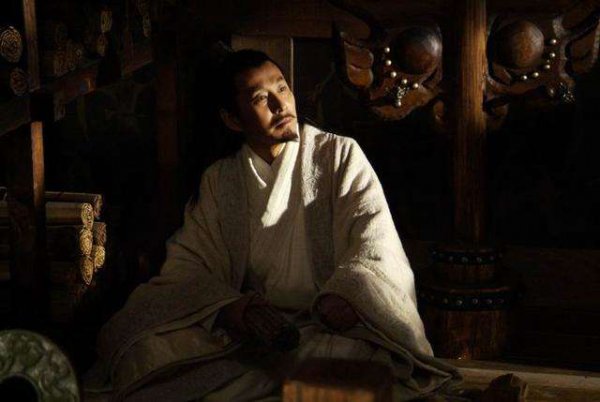 世界上谁吃过屎的