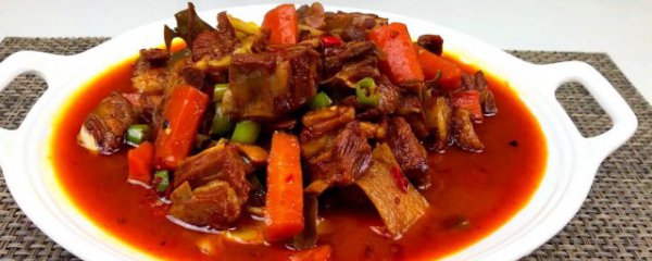 家常红焖羊排的做法