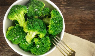 吃西兰花的好处和坏处 吃西兰花有哪些好处和坏处
