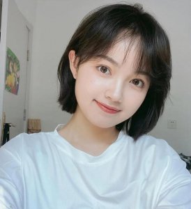 适合圆脸的发型 圆脸女生剪什么发型好看又显脸小