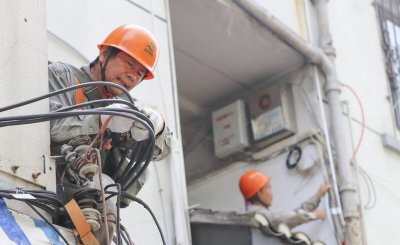 电工工资一月多少钱 初级、高级电工一般月收入待遇如何