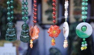 女属鸡戴什么辟邪好 女属鸡戴啥饰品辟邪好