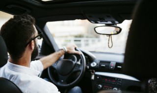 换汽车电瓶注意事项 汽车电瓶更换需要注意些什么