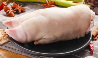 吃猪脚的好处和坏处 吃猪脚对人有什么好处和坏处