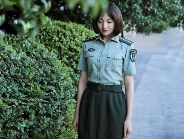 女孩适合考的军校排名