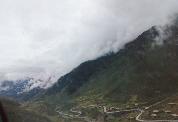 高原反应一般海拔多少米