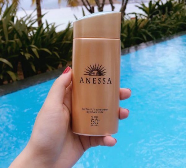 蓝胖子防晒霜适合什么肤质使用