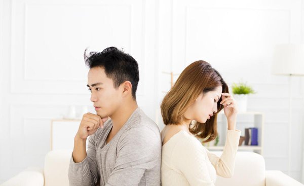 老公和前妻因为孩子频繁联系