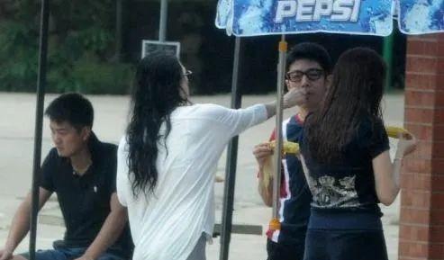 卓伟爆过所有的料