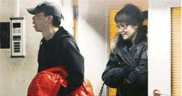 卓伟爆过所有的料