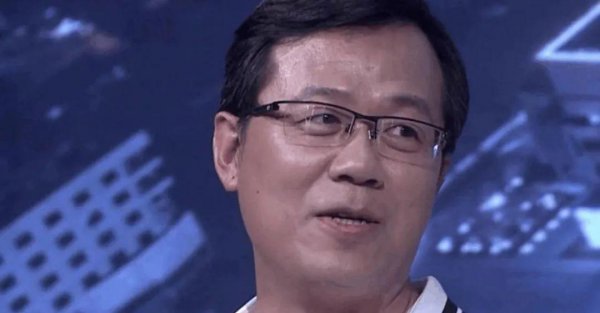 卓伟爆过所有的料